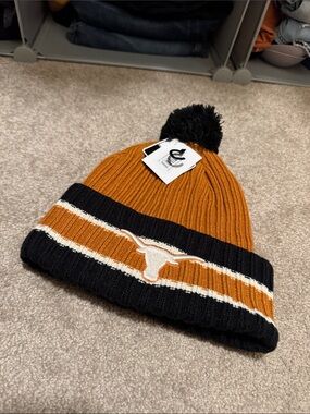 Texas Longhorns Pom Beanie - Burnt Orange & Black